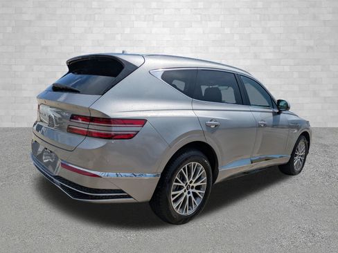Used 2026 Genesis GV80 2.5T RWD image 2