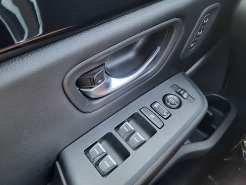 Certified 2024 Honda Pilot Touring image 24