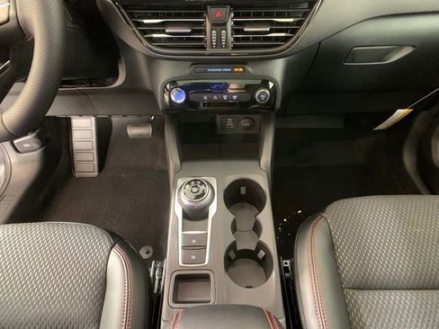 Used 2025 Ford Escape ST-Line w/ Tech Pack #1 image 18