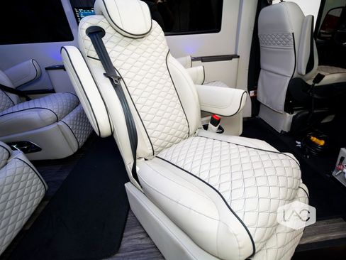 Used 2026 Mercedes-Benz Sprinter 3500 image 29