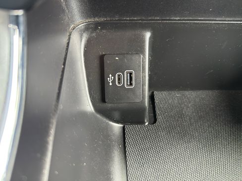 Used 2025 Ford F150 XLT w/ Equipment Group 302A MID AWD/4WD image 39