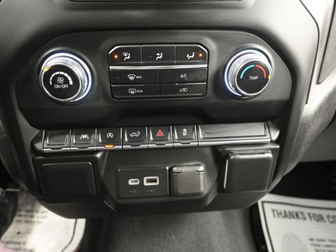 Used 2023 Chevrolet Silverado 1500 Custom image 31