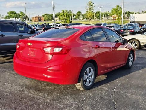 Used 2017 Chevrolet Cruze LS FWD image 2