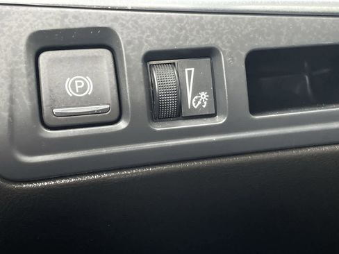 Certified 2024 Cadillac XT6 Premium Luxury w/ LPO, Floor Liner Package image 32