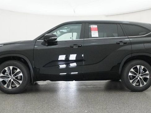 New 2026 Toyota Highlander XLE AWD/4WD image 29