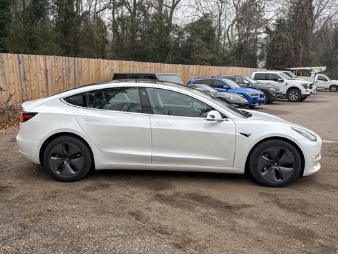Used 2020 Tesla Model 3 Long Range image 19
