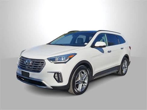 Used 2019 Hyundai Santa Fe XL image 4