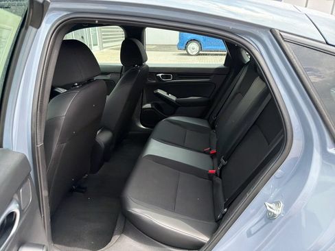 Used 2023 Honda Civic Sport image 11