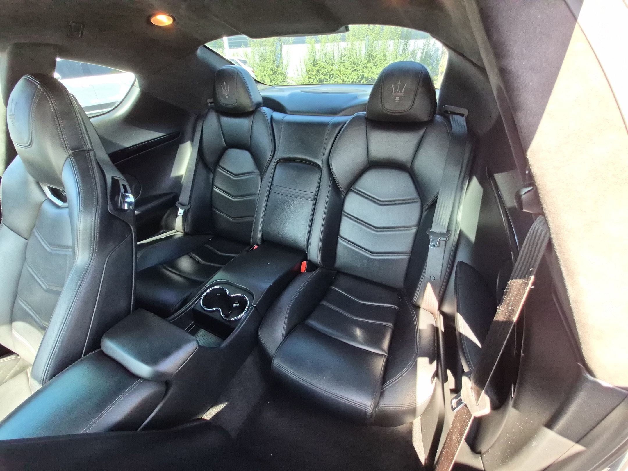 Used 2014 Maserati GranTurismo Sport RWD image 27