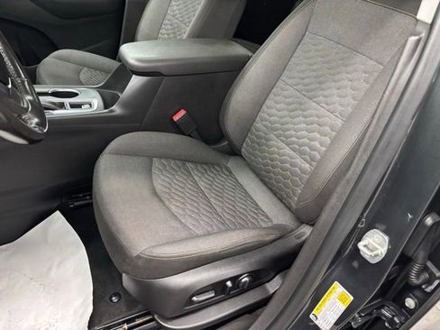 Used 2018 Chevrolet Equinox LT w/ Sun & Infotainment Package image 15