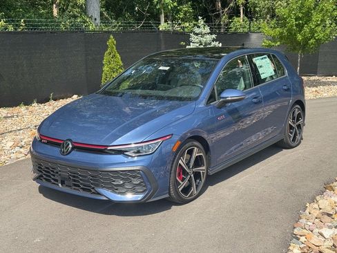 New 2025 Volkswagen GTI SE image 1