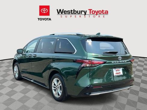 Certified 2024 Toyota Sienna Limited AWD/4WD image 12