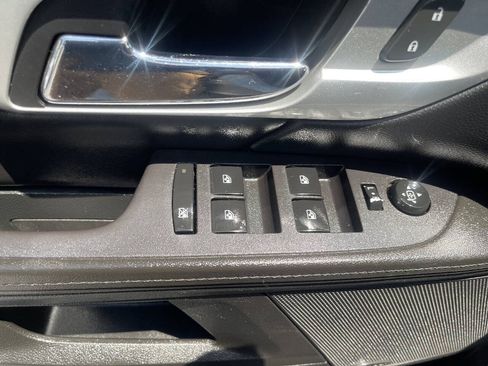 Used 2017 GMC Terrain SLT w/ Driver Alert Package I FWD image 13