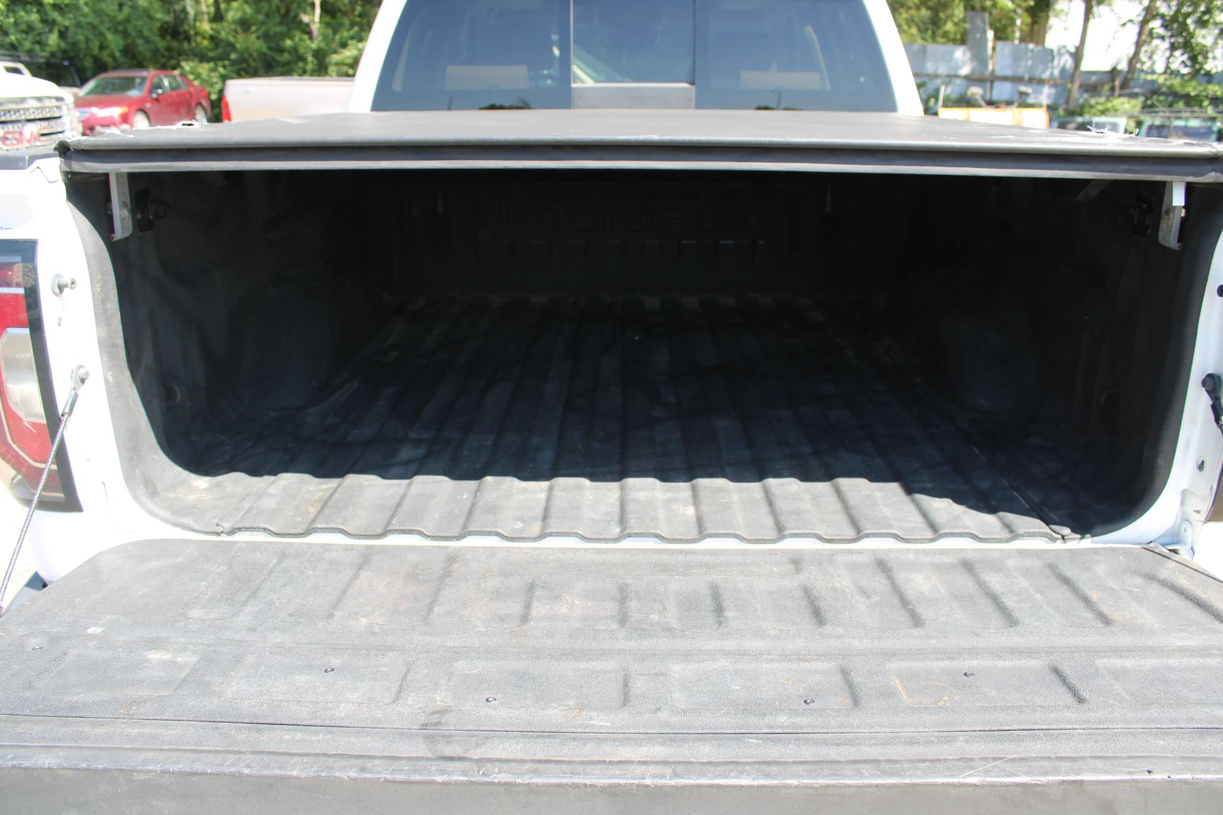 Used 2017 GMC Sierra 1500 Denali AWD/4WD image 7