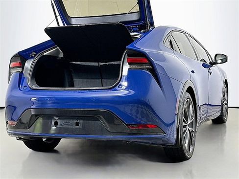 Used 2023 Toyota Prius XLE image 24