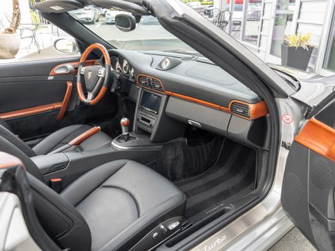 Used 2008 Porsche 911 Turbo AWD/4WD image 26