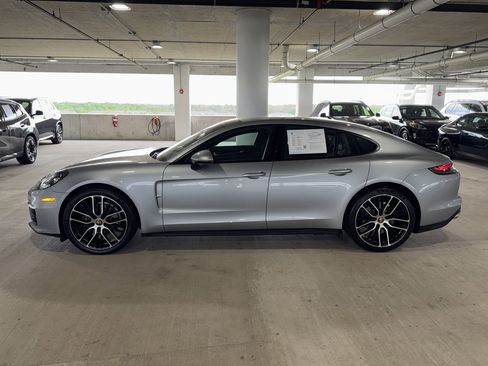 Used 2023 Porsche Panamera RWD image 5