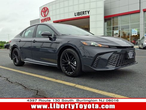Used 2026 Toyota Camry SE w/ Convenience Package AWD/4WD image 1
