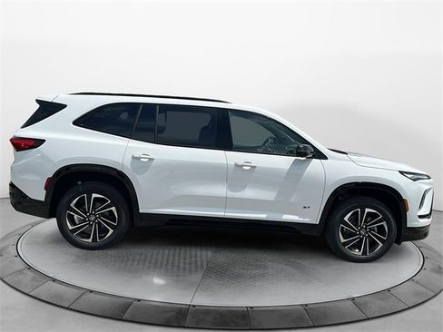 New 2025 Buick Enclave Sport Touring w/ Power Package image 8