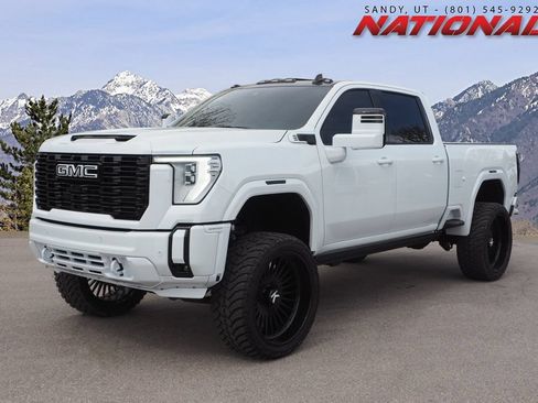 Used 2026 GMC Sierra 3500 Denali Ultimate AWD/4WD image 1