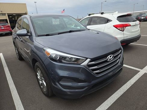 Used 2018 Hyundai Tucson SE AWD/4WD image 3