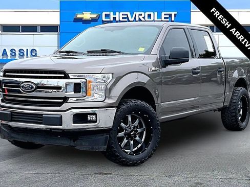 Used 2018 Ford F150 XLT RWD image 3