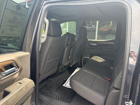 Used 2023 Chevrolet Silverado 1500 LT AWD/4WD image 12