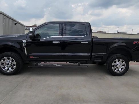 Used 2025 Ford F250 King Ranch w/ Chrome Package AWD/4WD image 5