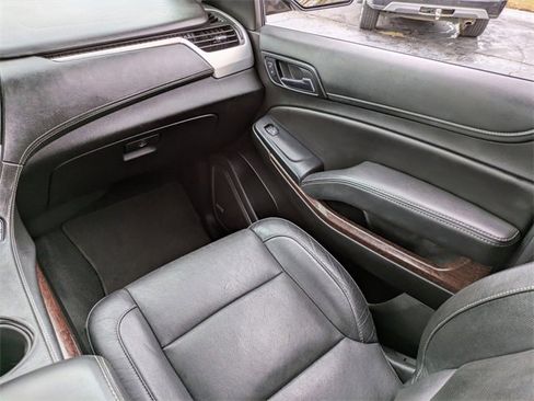 Used 2019 GMC Yukon SLT image 19