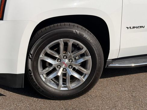 Used 2019 GMC Yukon SLT w/ Open Road Package RWD image 11