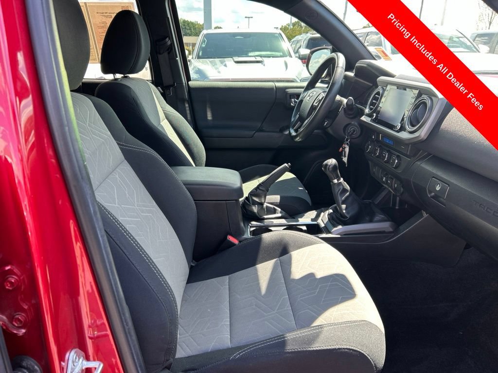 Used 2022 Toyota Tacoma TRD Sport w/ Technology Package AWD/4WD image 20