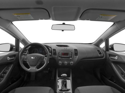 Used 2017 Kia Forte LX FWD image 5