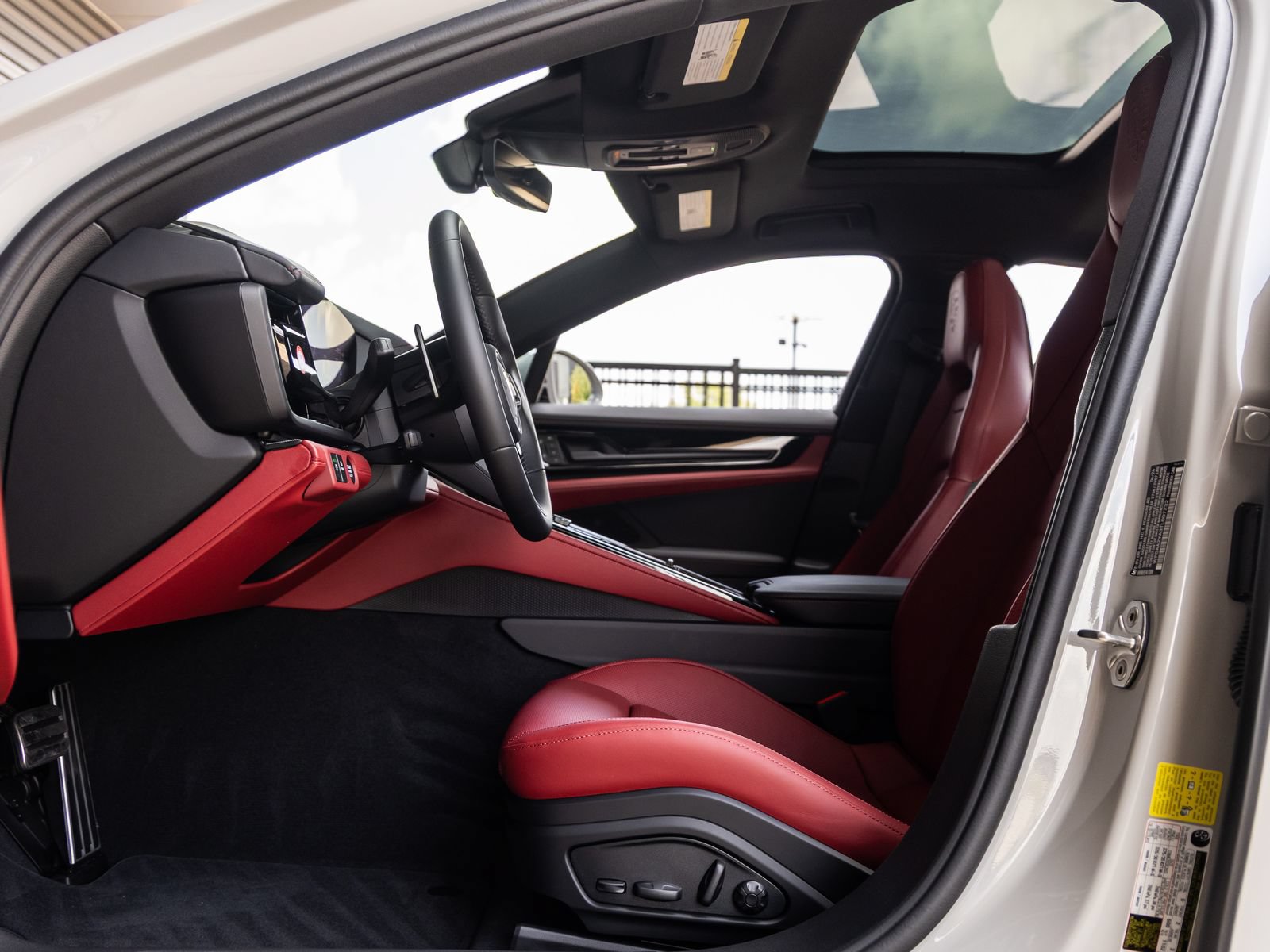 New 2026 Porsche Panamera 4 AWD/4WD image 27