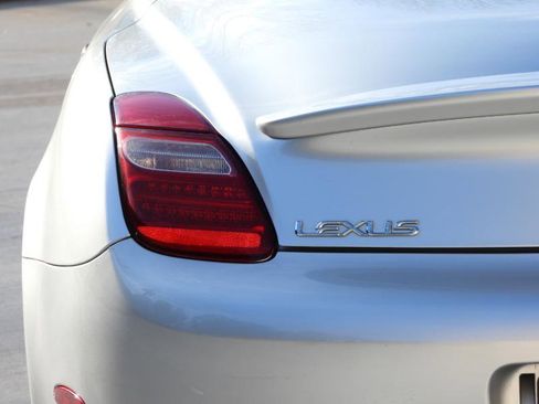 Used 2006 Lexus SC 430 Convertible image 27