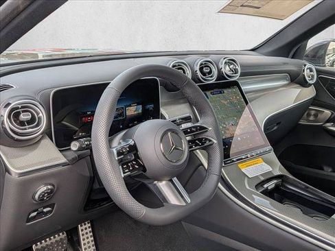 New 2026 Mercedes-Benz GLC 300 4MATIC image 3