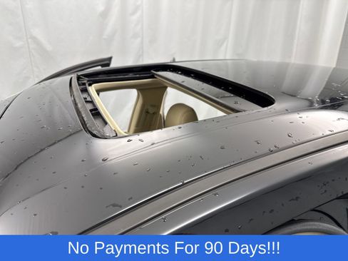 Used 2018 Ford Taurus Limited image 28