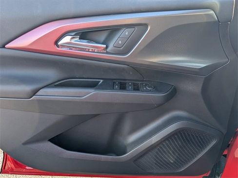 New 2026 Chevrolet Equinox EV RS image 12