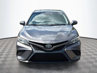 Used 2020 Toyota Camry SE FWD video 2