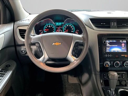 Used 2017 Chevrolet Traverse LT AWD/4WD image 8