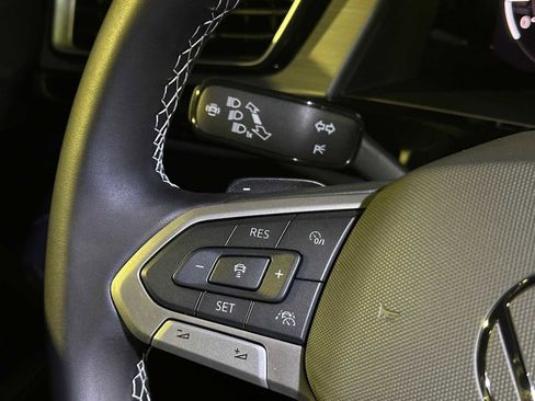 New 2026 Volkswagen Atlas Cross Sport SE image 30