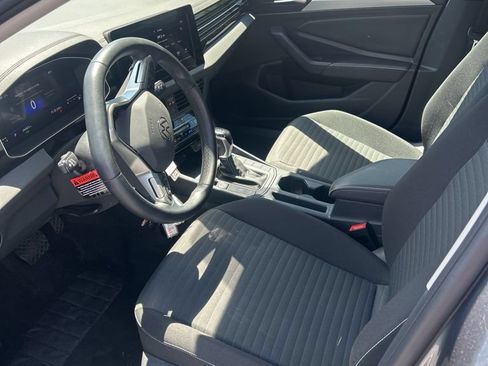 Used 2025 Volkswagen Jetta S FWD image 8