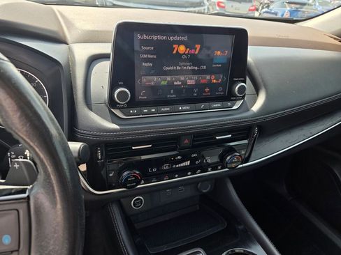 Used 2021 Nissan Rogue SL FWD image 23