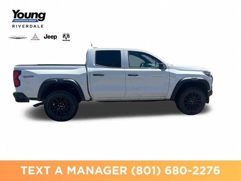 Used 2024 Chevrolet Colorado Trail Boss w/ Technology Package AWD/4WD image 6