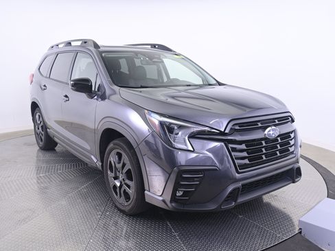 Used 2024 Subaru Ascent Onyx Edition AWD/4WD image 9