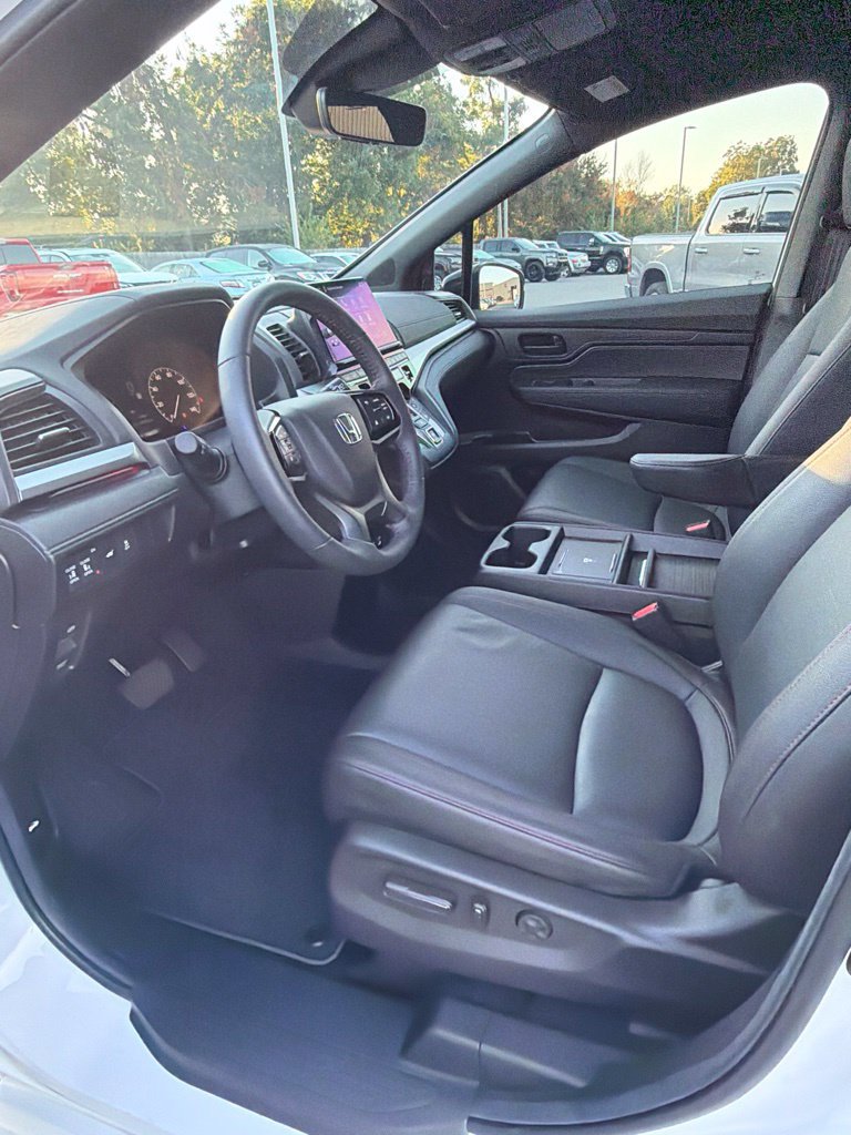Used 2026 Honda Odyssey Sport-L image 7