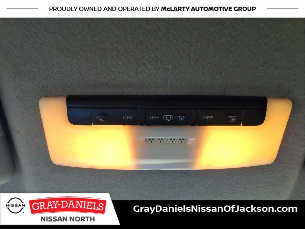 Used 2019 Nissan Kicks SR FWD image 21