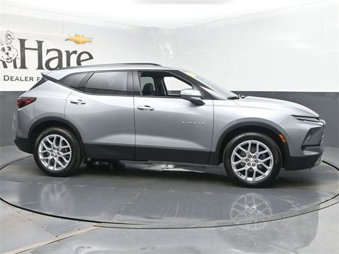 Used 2024 Chevrolet Blazer LT w/ Sound & Technology Package image 1