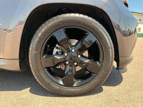Used 2015 Jeep Grand Cherokee High Altitude AWD/4WD image 39