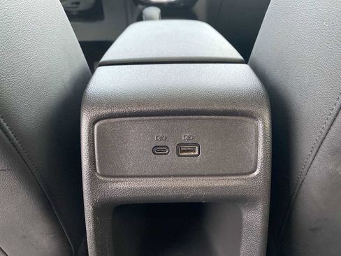 Used 2024 Chevrolet Trax ACTIV w/ Sunroof Package image 21