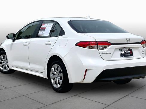 Used 2026 Toyota Corolla LE FWD image 12
